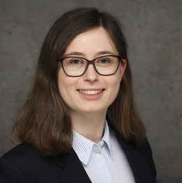 Portrait photo of Julia Eichhorn