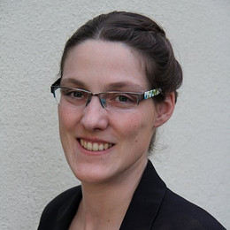 Dr. Claudia Wigmann